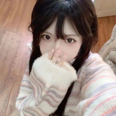 采蘑菇的夫妻